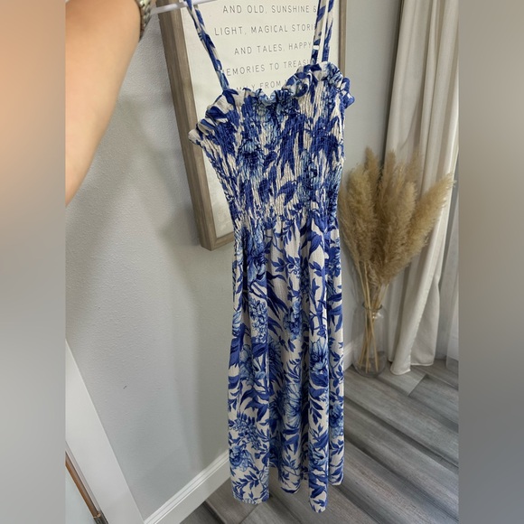 H&M Blue and White Floral Midi Dress - Picture 1 of 2